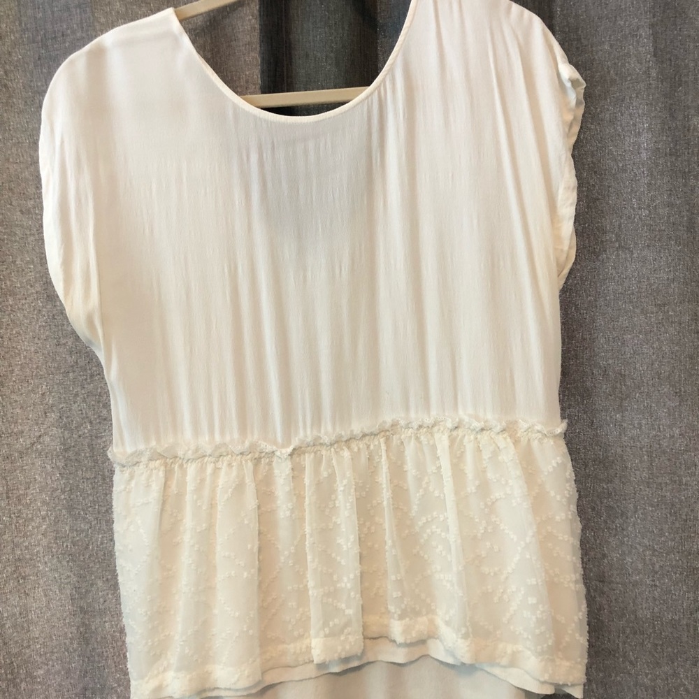 Express Hi-Lo top